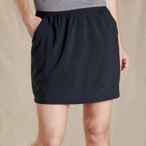 Toad & Co Black Sunkissed Weekend Skort size Large